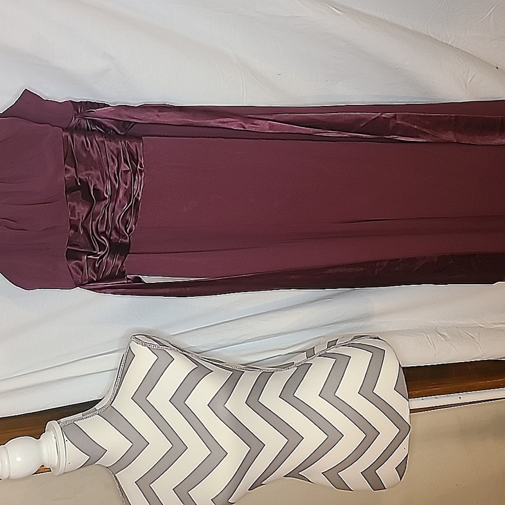 Davids Bridal Dress Adult 20 Burgundy Chiffon Halter Tie Slip Polyester Women